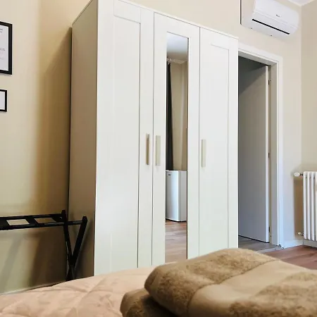 Sonila's 2 3* Bergamo
