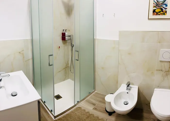 Sonila's 2 Pensión Bérgamo